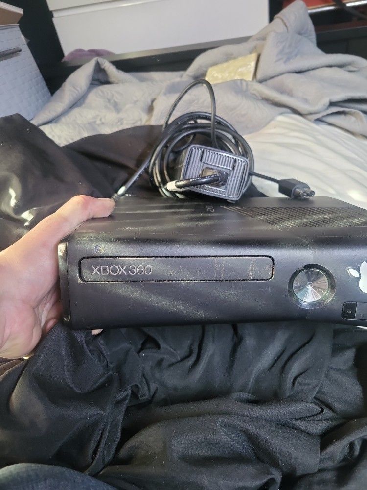 Xbox 360 With Camera 