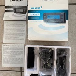Sirius XM Satellite Radio Stratus 7 & Vehicle Kit SSV7V1 New Sealed No Plug