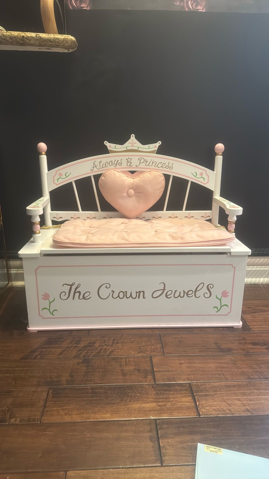 Princess Bench With Storage