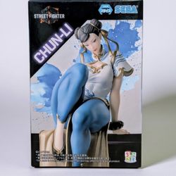 Chun Li figure