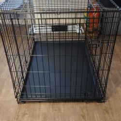 📦 42" Large Dog Kennel / Crate – Great Condition