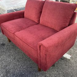 Loveseat $$$150