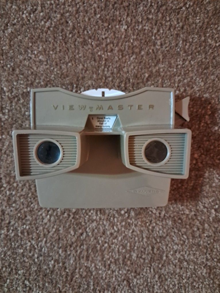 Vintage View-Master with Scenic Reels