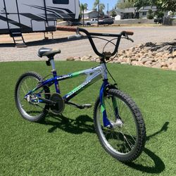Schwinn Scrambler 20in Bmx