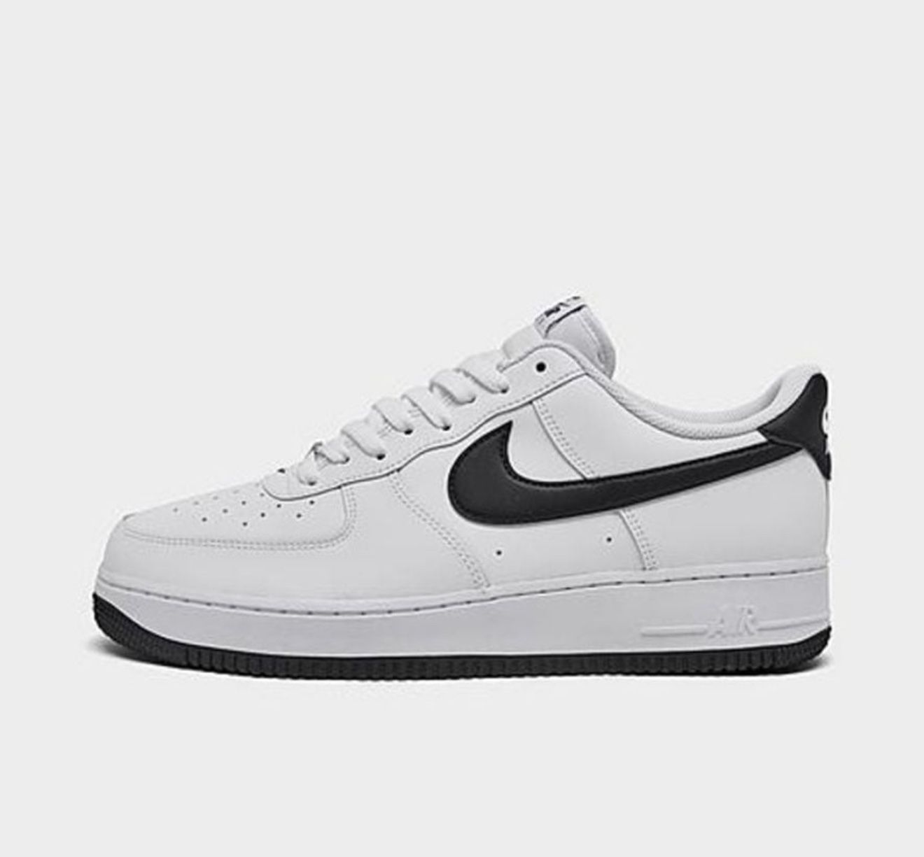 Nike Men's Air Force 1'07 Shoes .. Size 11