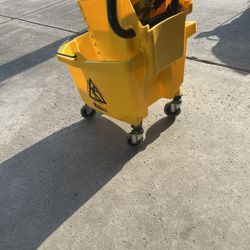 Mop Bucket 