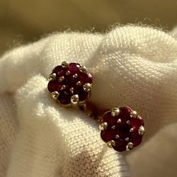 14k Solid Gold Cluster Natural Ruby Earrings .45CTS  