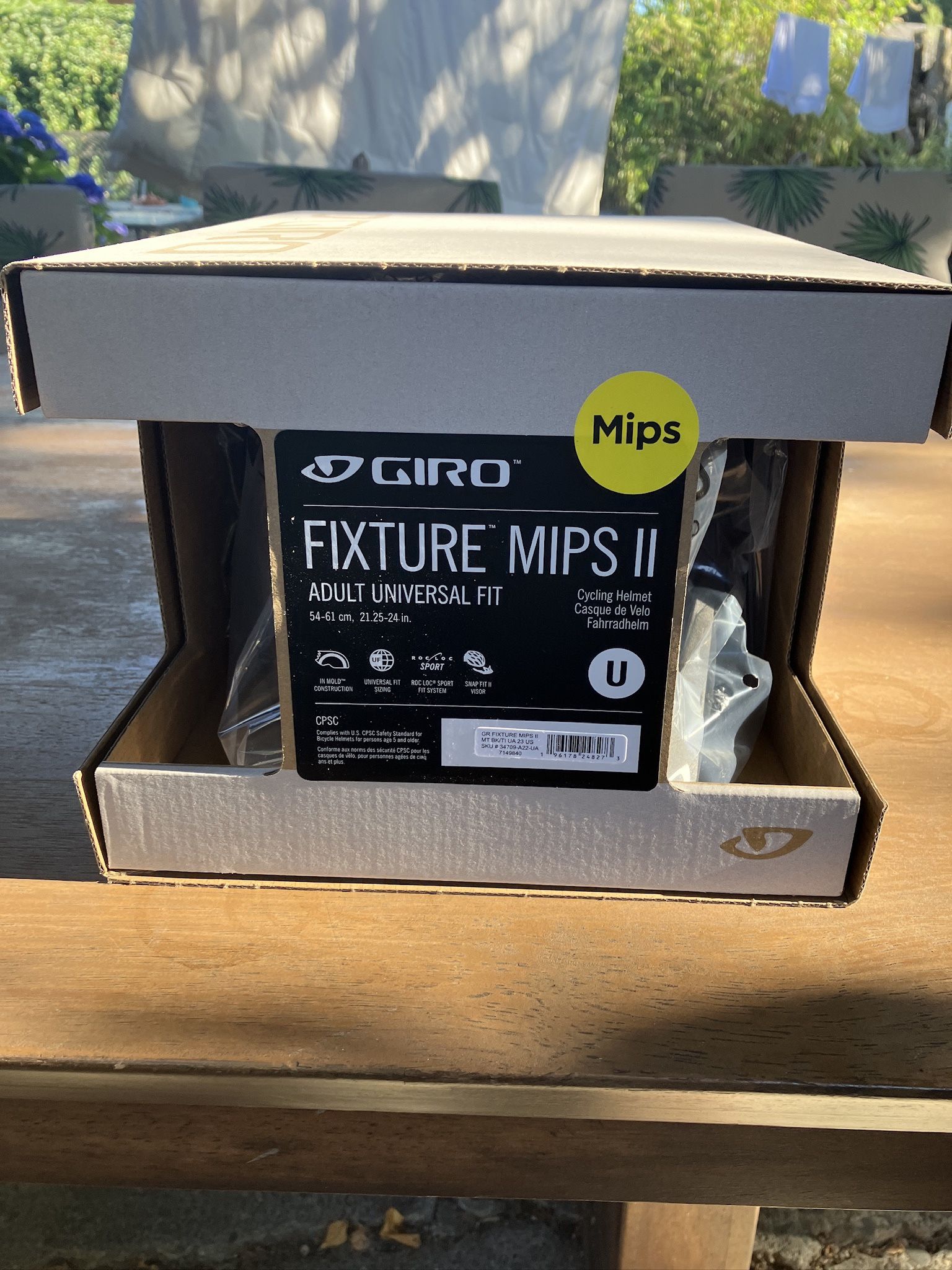 Brand New Giro Fixture MIPS Bicycle Helmet