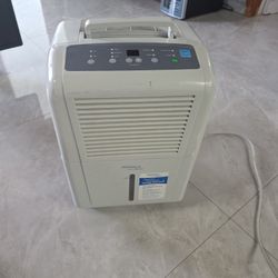 Dehumidifier