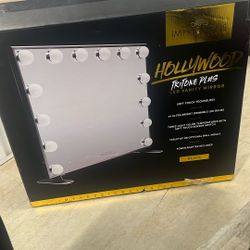 Hollywood Tritone PLUS Makeup mirror 