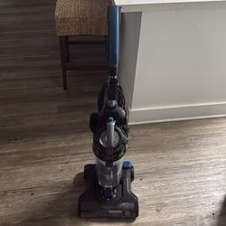 Eureka Vacuum Cleaner