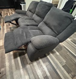 Reclinable sofa