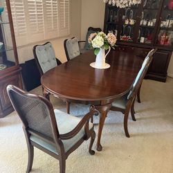 Dining Table Set - Ethan Allen 