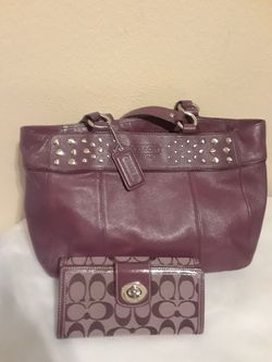 coach purple leather purse 