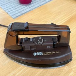 Black & Decker Travel Iron