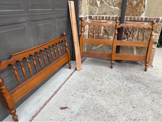 Vintage bed size full