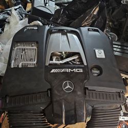 MERCEDES G63 BI-TURBO ENGINE AND TRANSMISSION .