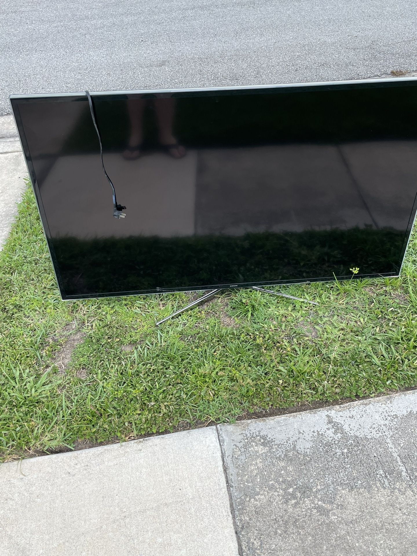 Free Tv 50-55in