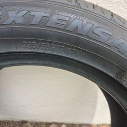 Brand New Toyo Extensa A/S II 225/55R17 Touring Tire