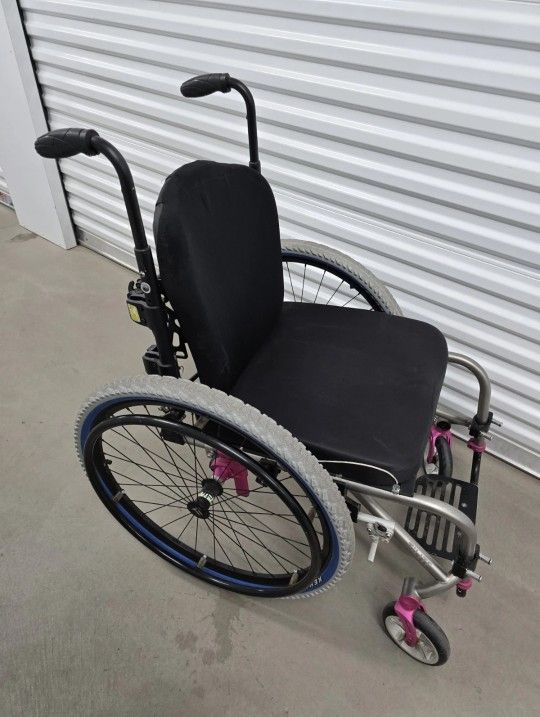 Tilite TRA Titanium Wheelchair Jay3 backseat Kenda Tires Shadow Ti Lite Permobil