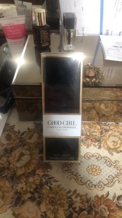 Carolina Herrera Good Girl Body Lotion 3.4oz/100ml New With Box