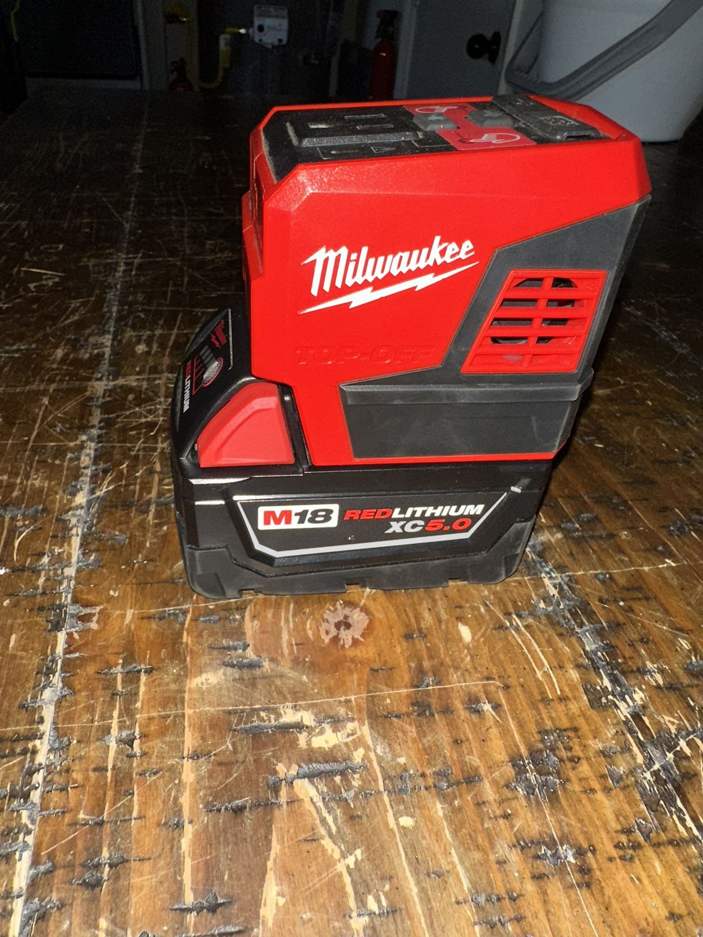 Milwaukee 5.0 Battery And Power Inverter
