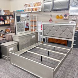 **🔥 BLACK FRIDAY DEAL! 🔥 20% OFF  4-PIECE QUEEN BEDROOM SET – BRAND NEW!** 