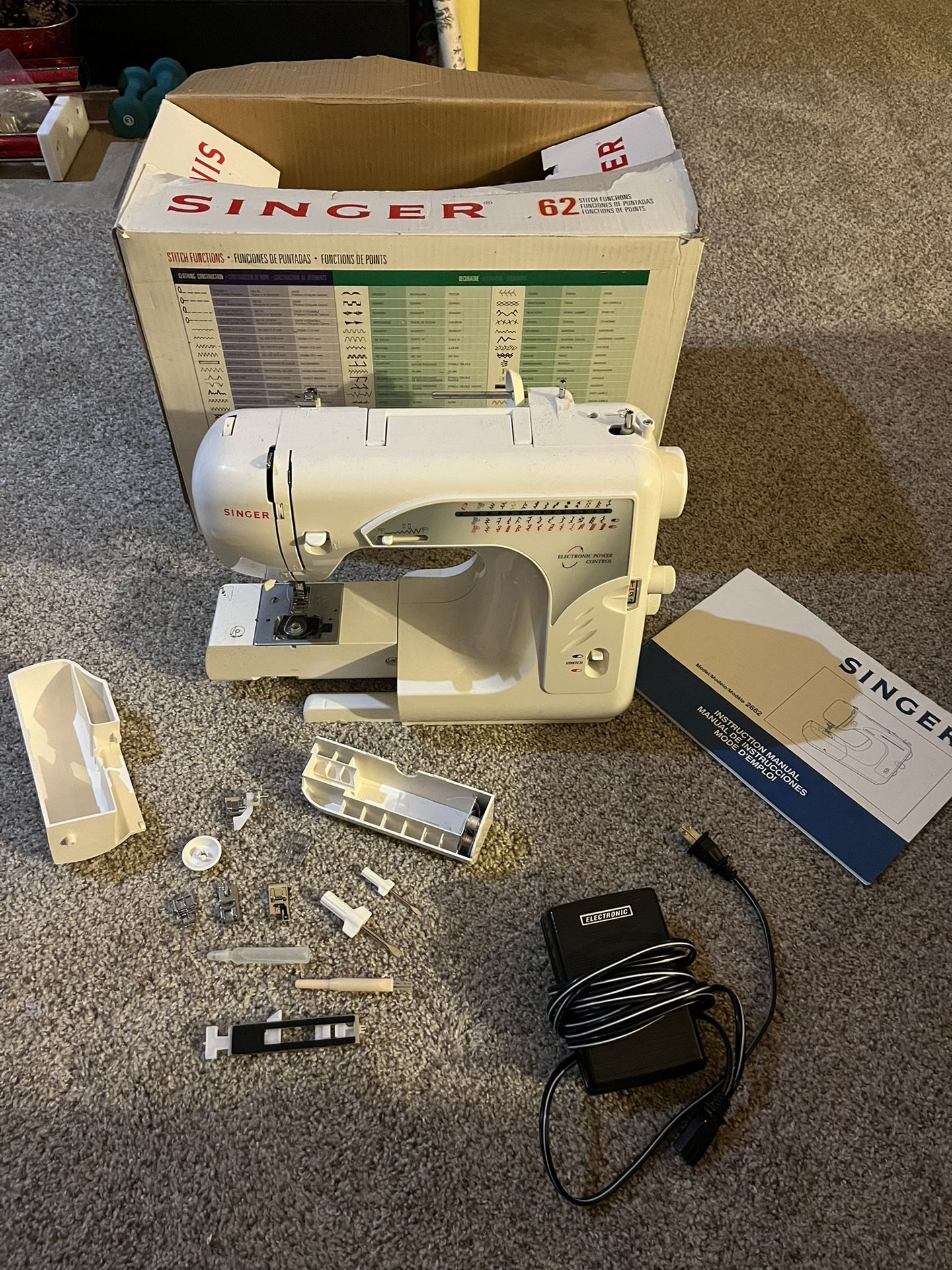 Singer Sewing Machine Model 2662
