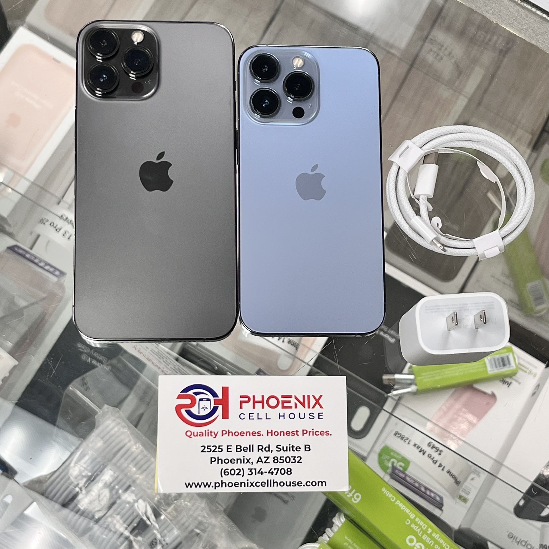 iPhone 13 Pro 256GB $399, iPhone 13 Pro Max 128GB $439, 512GB $529, 1024GB $555