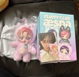 popmart x aespa fluffy club karangi karina secret