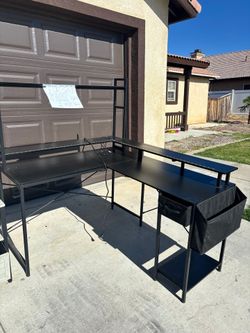 Multiple Monitor Black Computer Desk