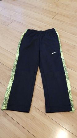Nike dri fit 4t