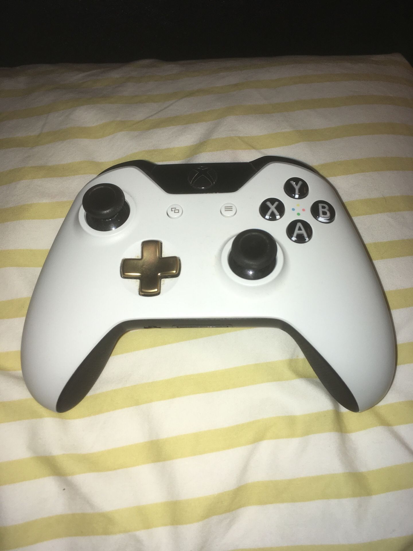 XBOX ONE CONTROLLER