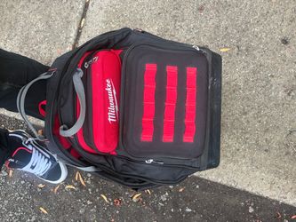 Milwaukee pack out backpack