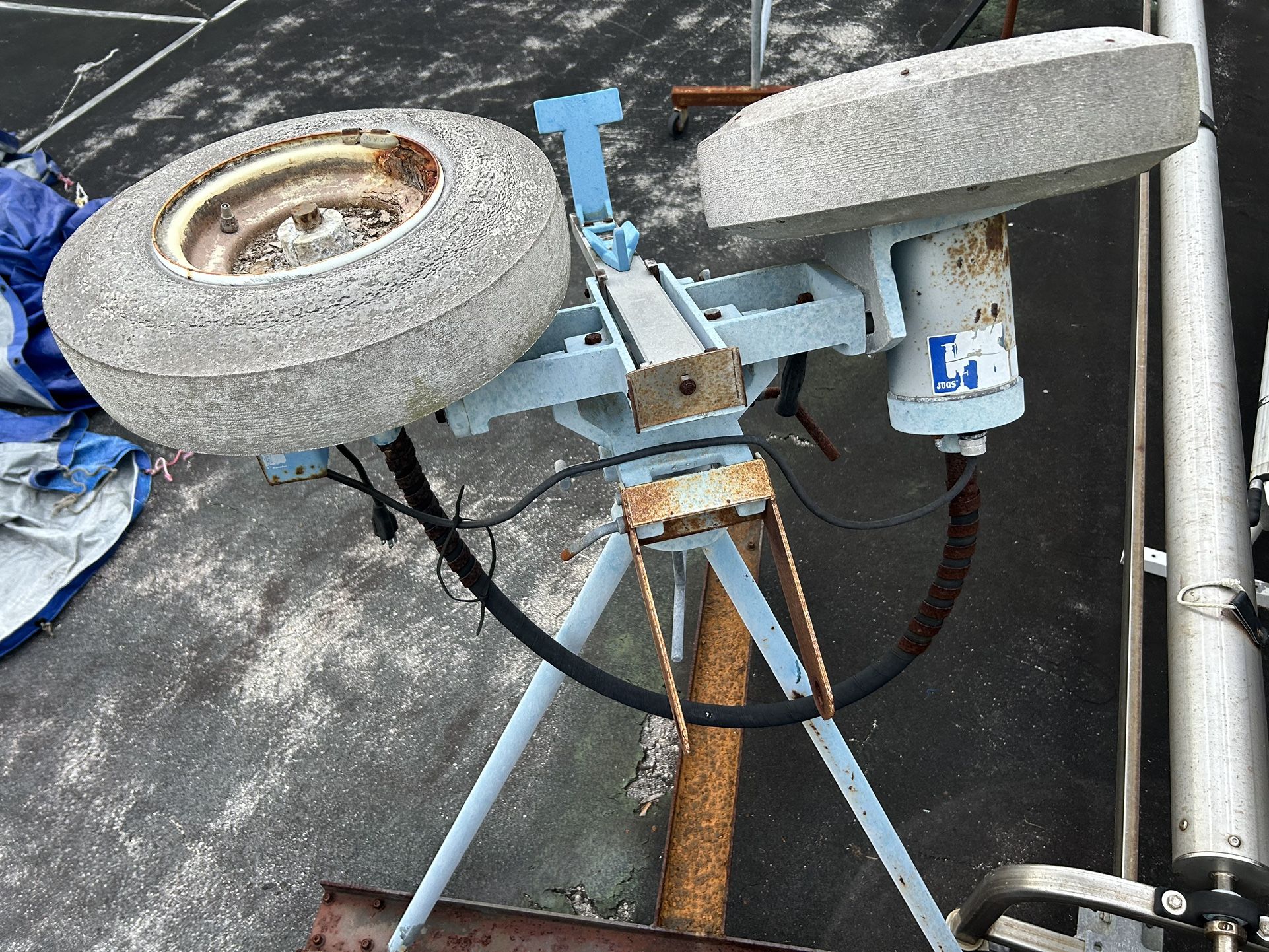 Jugs Football Machine