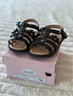 Toddler sandals