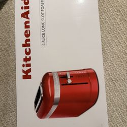 NEW KITCHENAID TOASTER 