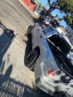 07 Mitsubishi raider
