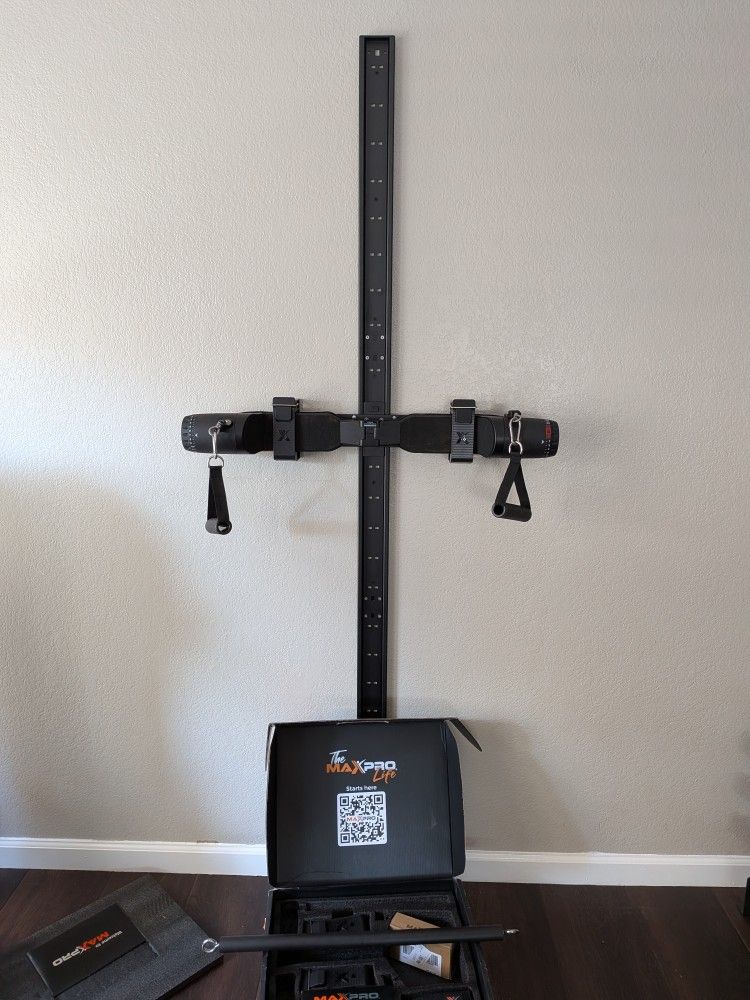 Max Pro Home Gym. Portable!