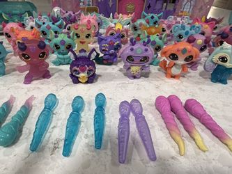 Magic Mixie Figures 