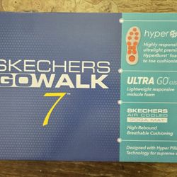 Skechers Men's Go Walk 7 Stretch Fit Slip-on Size 8  X-wide 4e NEW Still In The Box