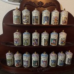 Lenox 1995 Disney Collectible Spice Jars And Rack