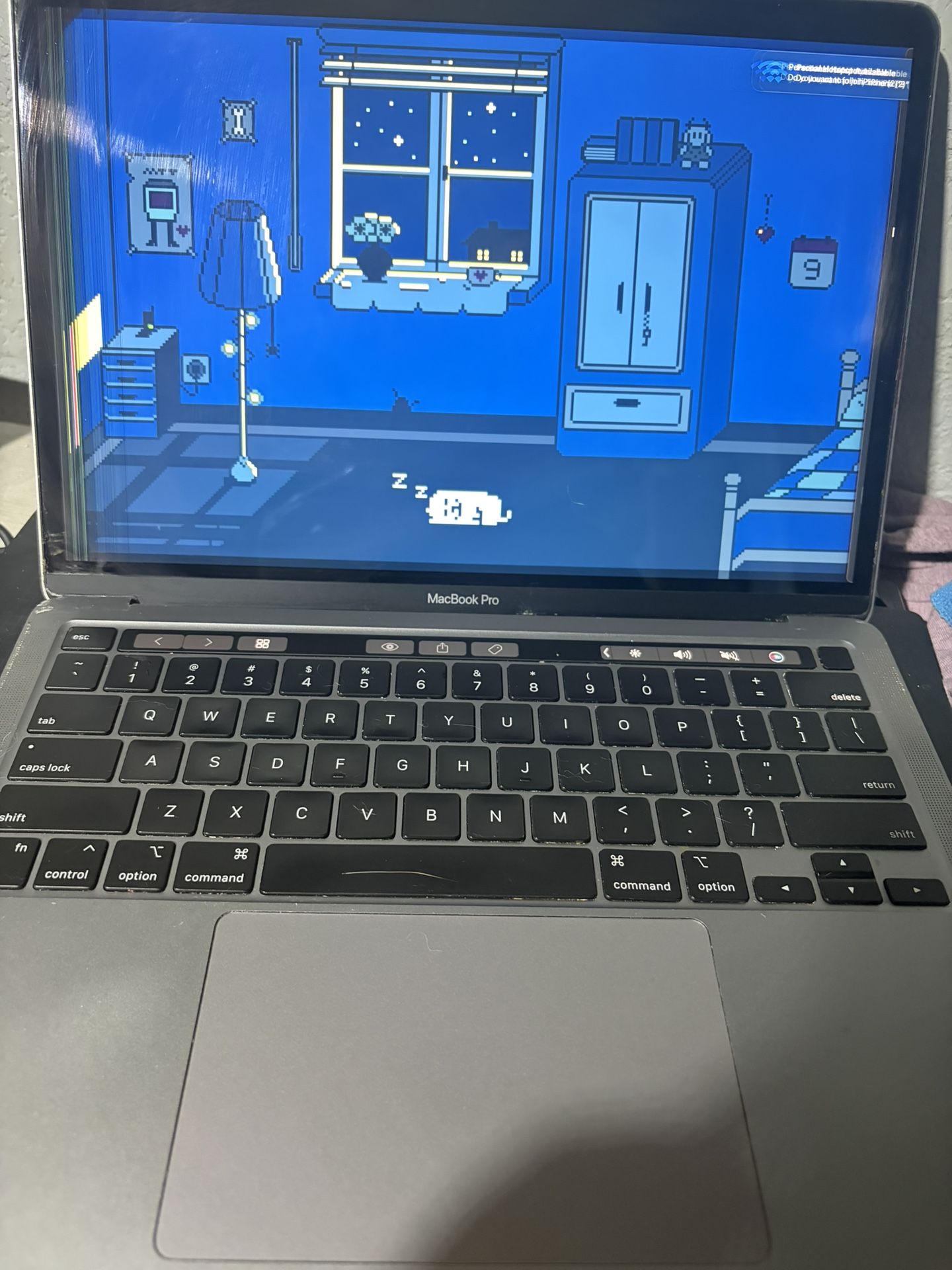 MacBook Pro 13.3” M2 (2022) – 16GB / 1TB SSD – Water Damage, Boots – w/ Keyboard + Charger