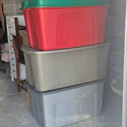 3 large storage bins 