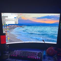MSI 31.5" Curved FHD (1920x1080)