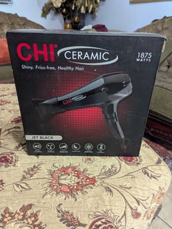 NEW.: CHI CERAMIC HAIR DRYER