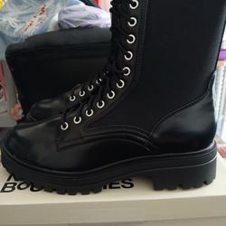 No Boundaries Womans Boots #11