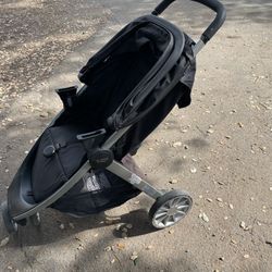 Britax B-Lively Stroller