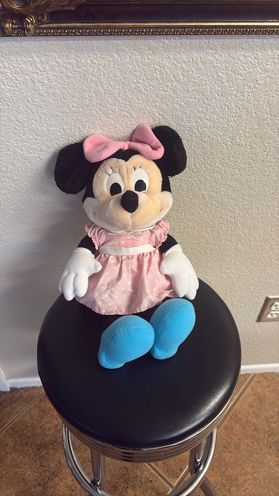 Minnie Mouse Disney Store Vintage 20’