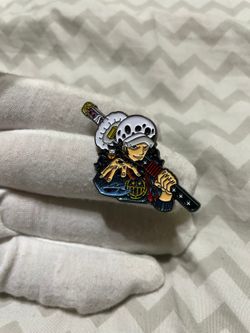 trafalgar law enamel pin brooch anime cartoon one piece